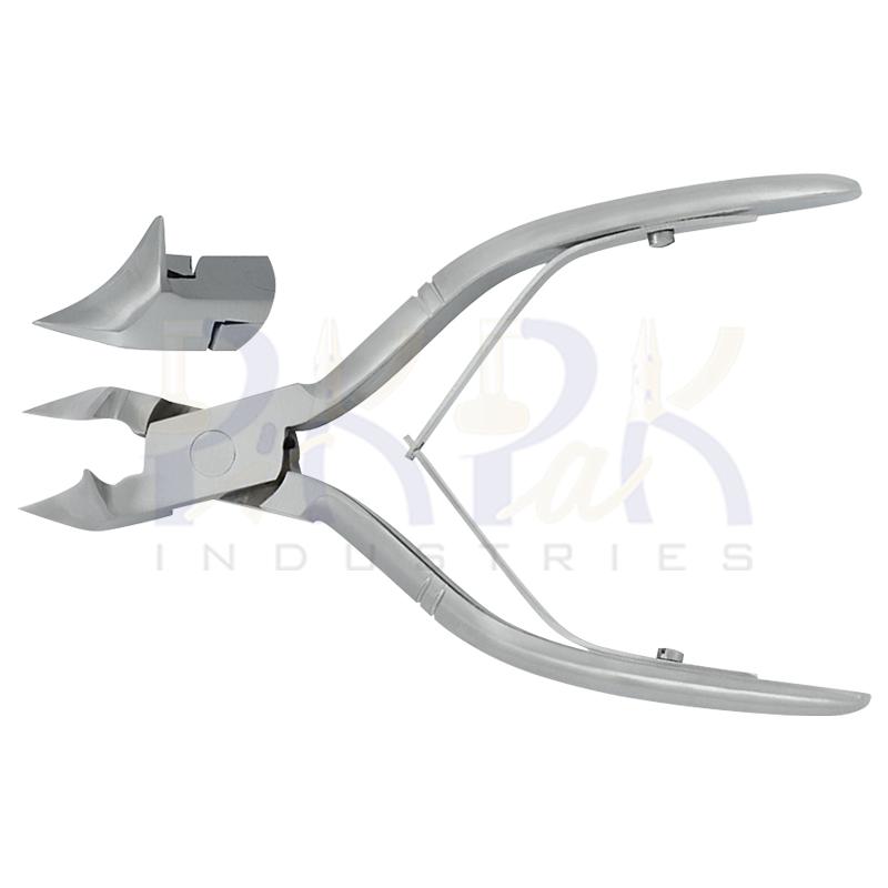Cuticle Nippers & Cutters